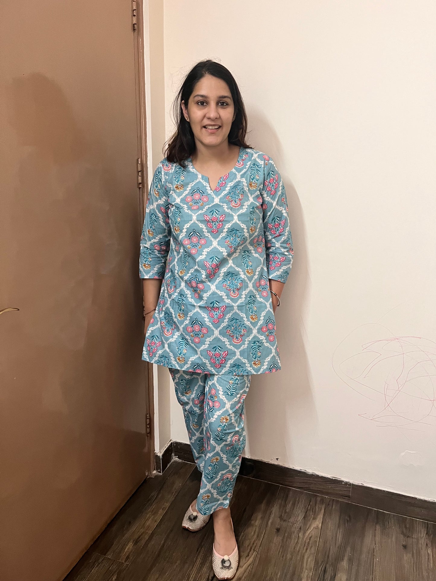 Firoza hues short kurti